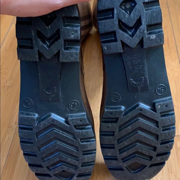 Authentic Burberry Rain Boots - Size 6.5 - Picture 6 of 7